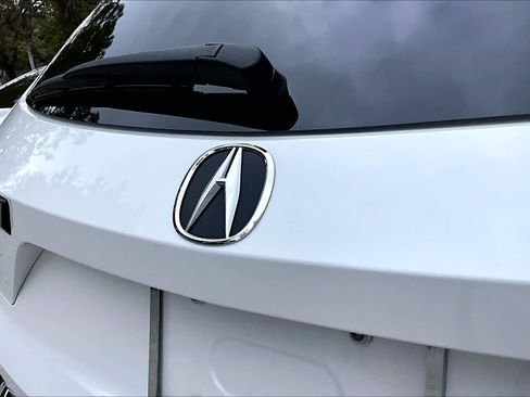 Certified 2024 Acura MDX w/Technology Package image 31