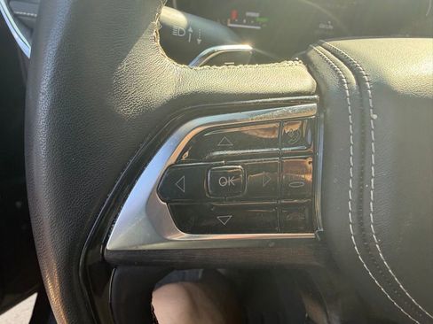 Used 2023 Jeep Grand Cherokee Overland w/ Advanced Protech Group III image 6