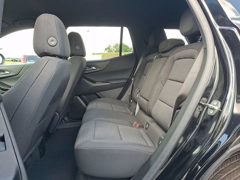 Used 2025 Chevrolet Equinox LT AWD/4WD image 10