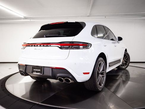 Certified 2023 Porsche Macan S AWD/4WD image 7