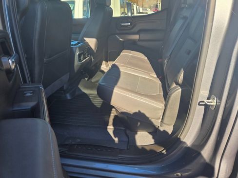 Used 2021 Chevrolet Silverado 1500 High Country w/ Technology Package image 8