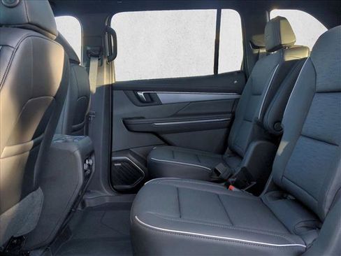 New 2026 Buick Enclave Sport Touring w/ Super Cruise Package image 17