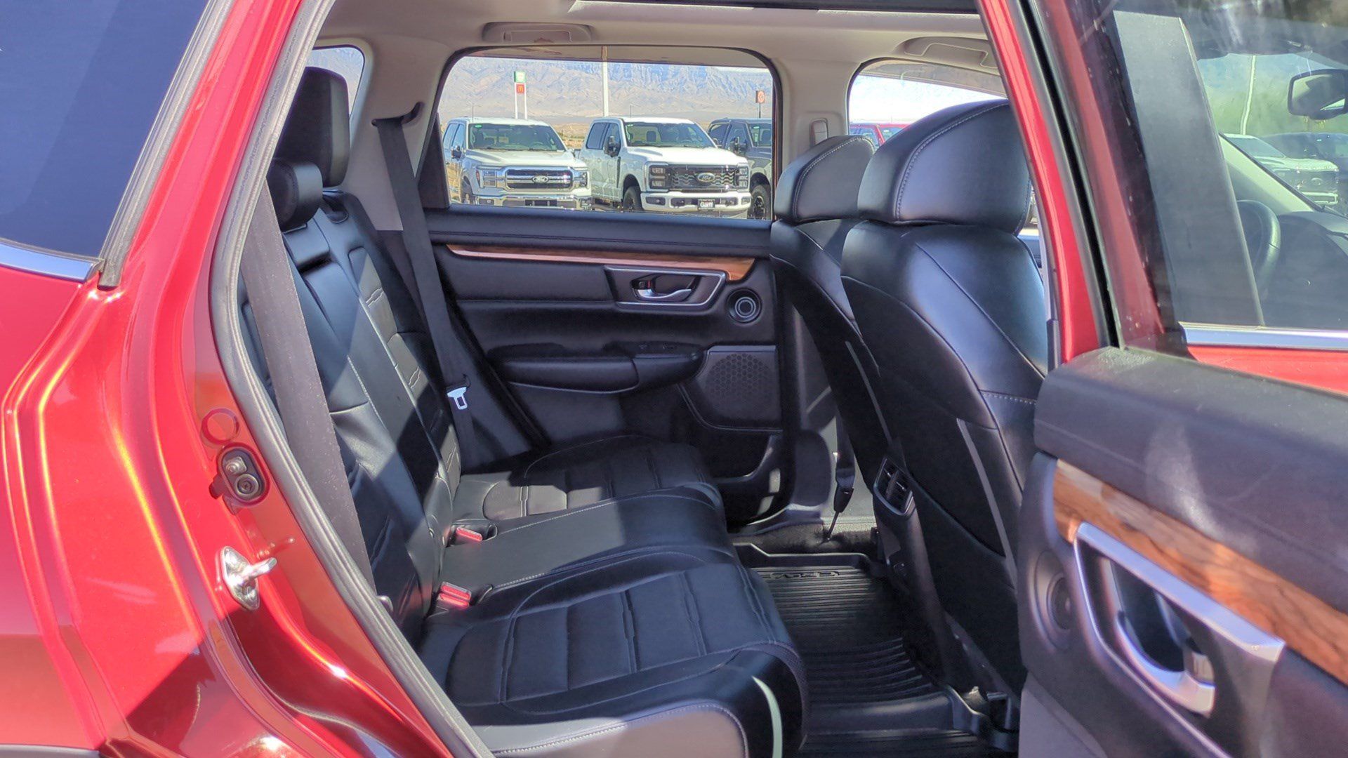 Used 2017 Honda CR-V Touring image 30