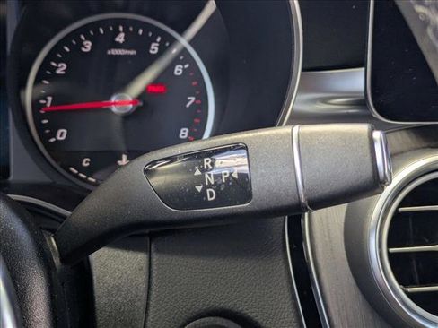 Certified 2022 Mercedes-Benz GLC 300 4MATIC image 11