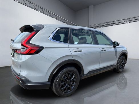 Used 2024 Honda CR-V LX image 7