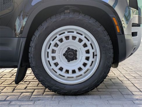 New 2025 Land Rover Defender 130 S image 11