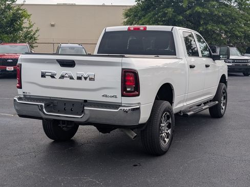 Used 2026 RAM 2500 Tradesman w/ Chrome Appearance Group AWD/4WD image 6