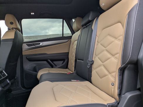 New 2026 Volkswagen Atlas Cross Sport SE FWD image 15