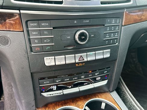 Used 2017 Mercedes-Benz E 400 E 400 image 16