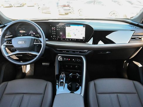 Certified 2025 Audi Q5 Premium w/ Convenience Package AWD/4WD image 5