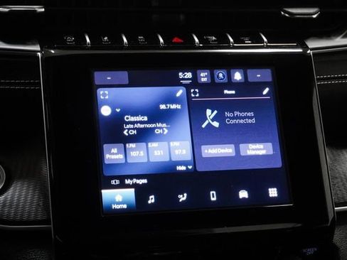 Used 2025 Jeep Grand Cherokee L Laredo AWD/4WD image 21