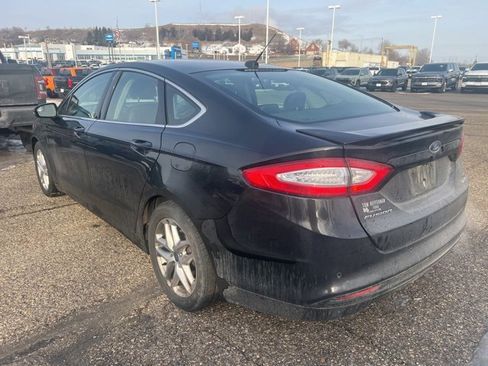 Used 2013 Ford Fusion SE image 5