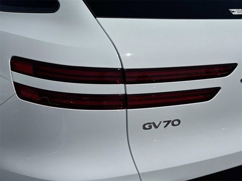 New 2026 Genesis GV70 3.5T Sport Prestige image 15