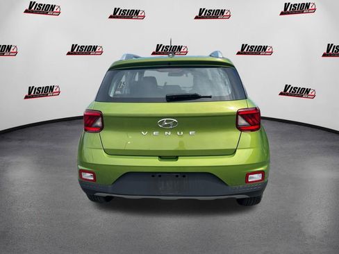 Certified 2023 Hyundai Venue SEL image 6