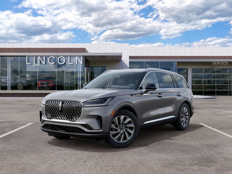 New 2027 Lincoln Aviator AWD image 2
