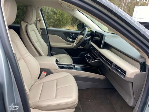 Used 2023 Lincoln Corsair FWD image 36