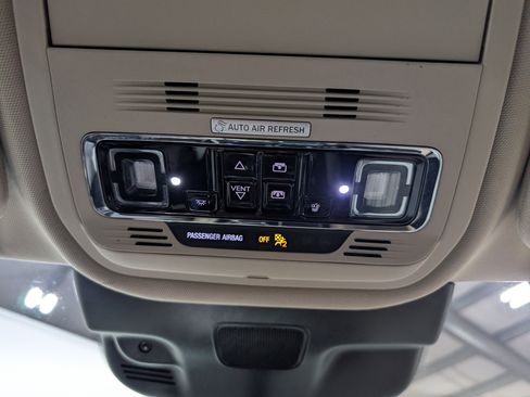 Used 2021 Lincoln Aviator Reserve w/ Elements Package Plus image 30