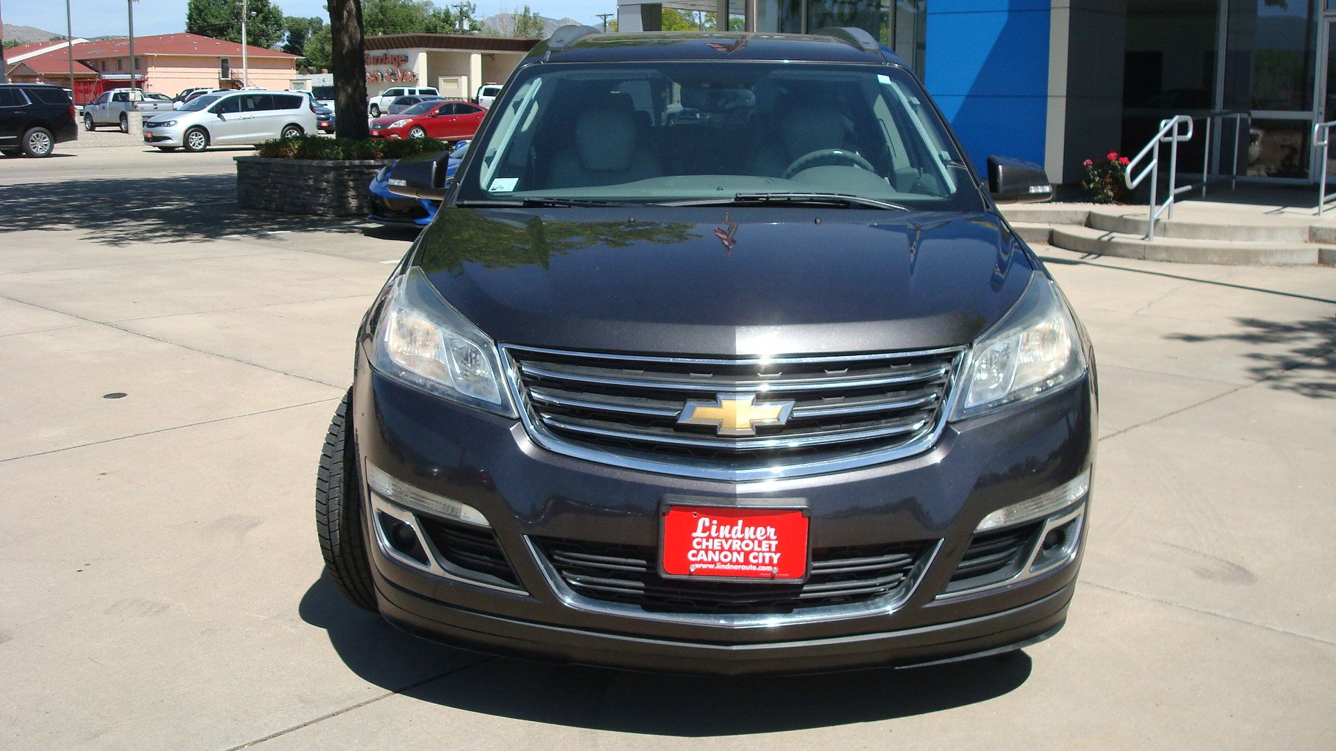 Used 2014 Chevrolet Traverse LT AWD/4WD image 2