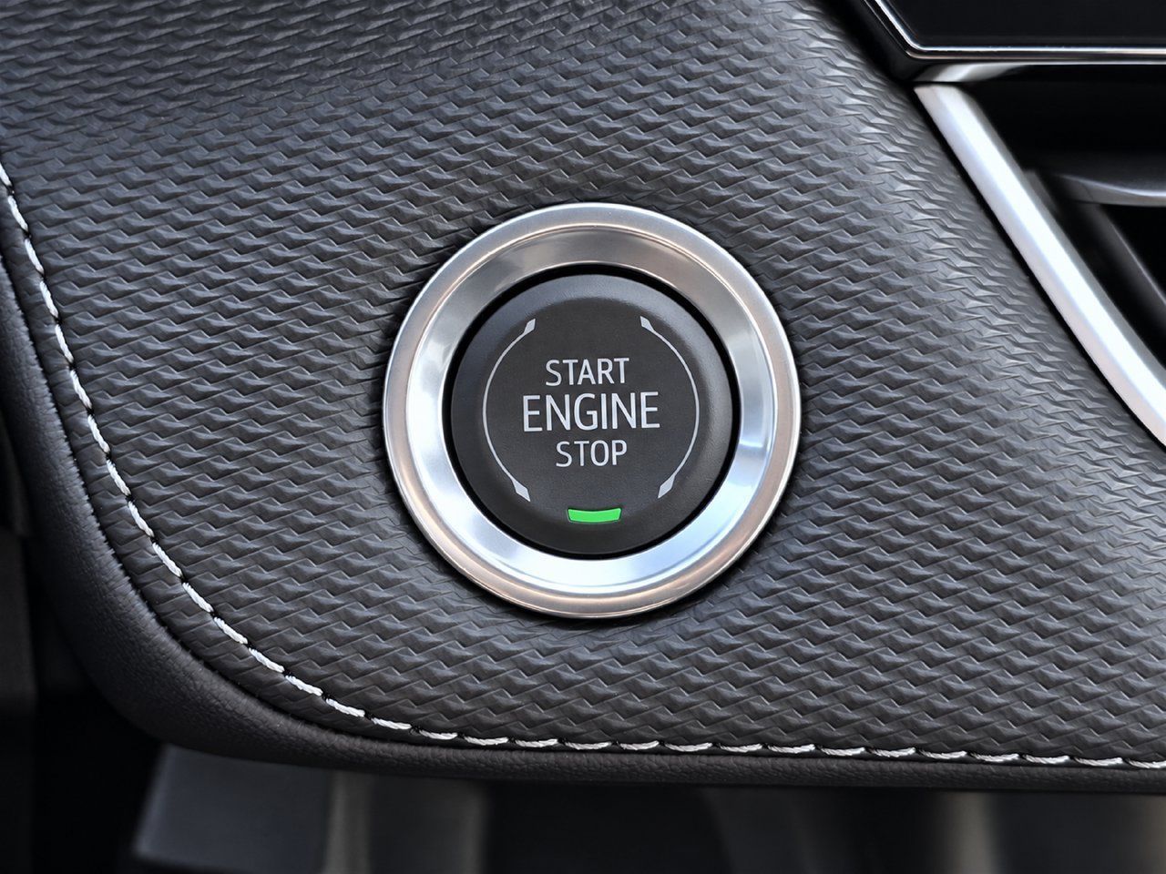 Used 2026 Chevrolet Equinox LT FWD image 18