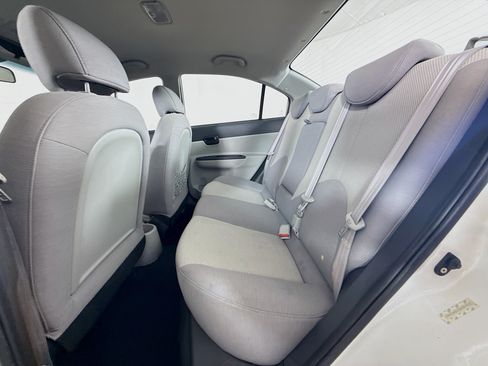 Used 2009 Hyundai Accent GLS w/ Premium Pkg 6 FWD image 26