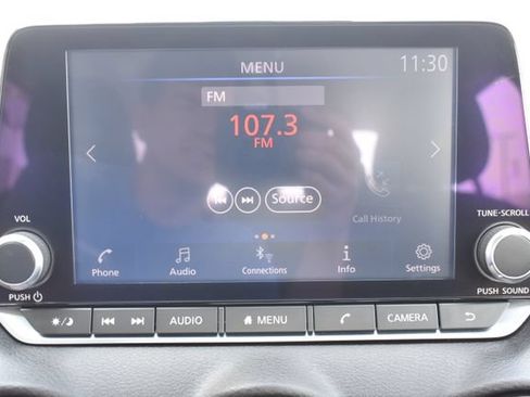 Used 2020 Nissan Sentra SV FWD image 25