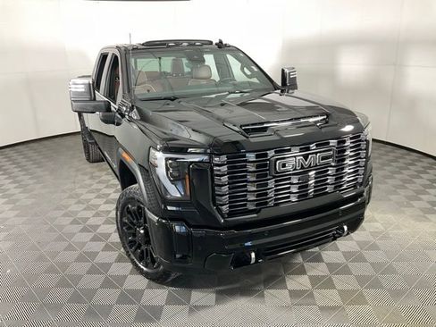 Used 2025 GMC Sierra 2500 Denali Ultimate image 45