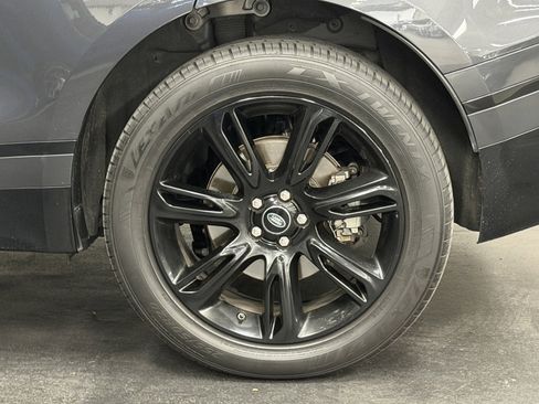 Used 2021 Land Rover Range Rover Velar R-Dynamic S image 16