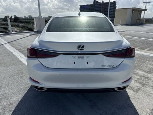 New 2025 Lexus ES 350 w/ Premium Package image 24