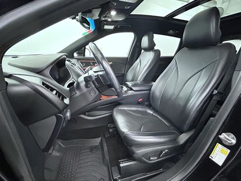 Used 2019 Lincoln Nautilus Reserve image 10