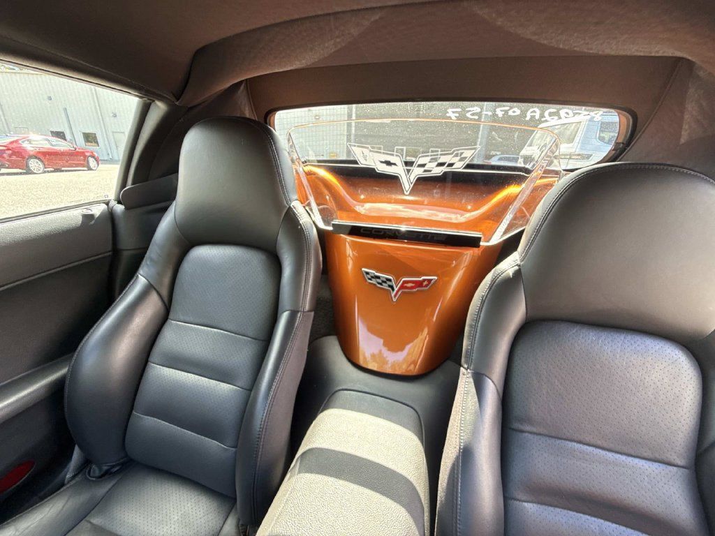 Used 2007 Chevrolet Corvette Convertible w/ Preferred Equipment Group RWD image 29