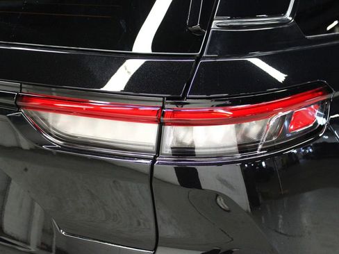 New 2025 Jeep Grand Cherokee Altitude image 36