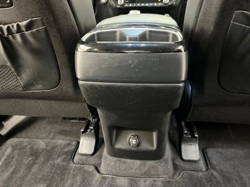 Used 2025 Kia Telluride S FWD image 29