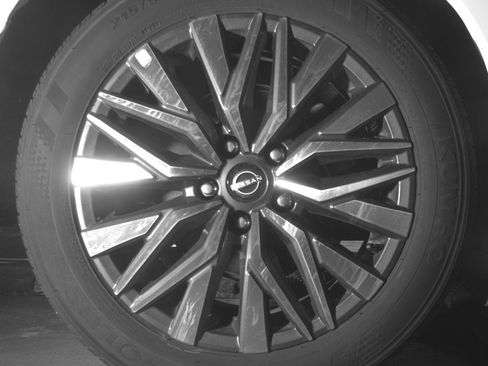 Used 2025 Nissan Altima 2.5 SV image 15