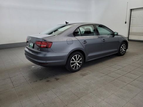Used 2017 Volkswagen Jetta SE FWD image 10