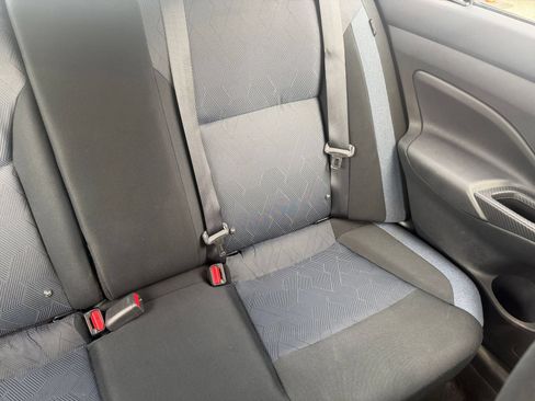 Used 2025 Nissan Versa SV FWD image 35