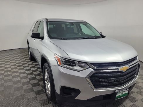 Used 2020 Chevrolet Traverse LS FWD image 13