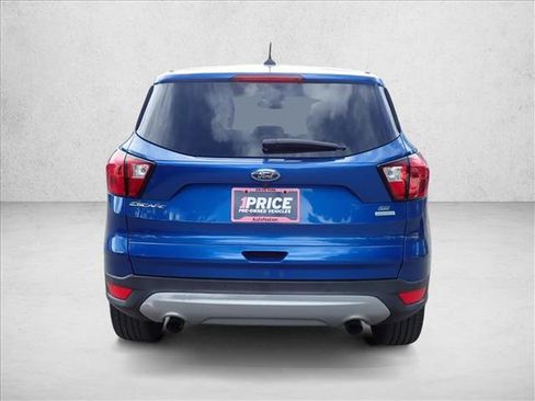 Used 2019 Ford Escape SE FWD image 3