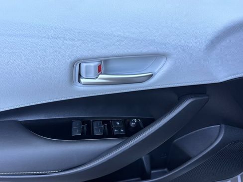 Certified 2023 Toyota Corolla SE w/ SE Premium Package FWD image 10