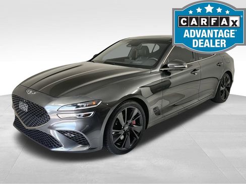 Used 2022 Genesis G70 3.3T RWD image 1