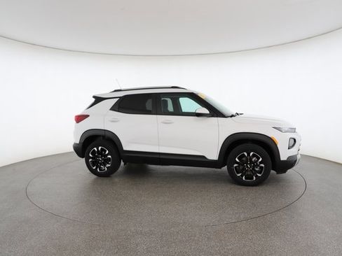 Used 2022 Chevrolet TrailBlazer LT w/ Convenience Package image 24