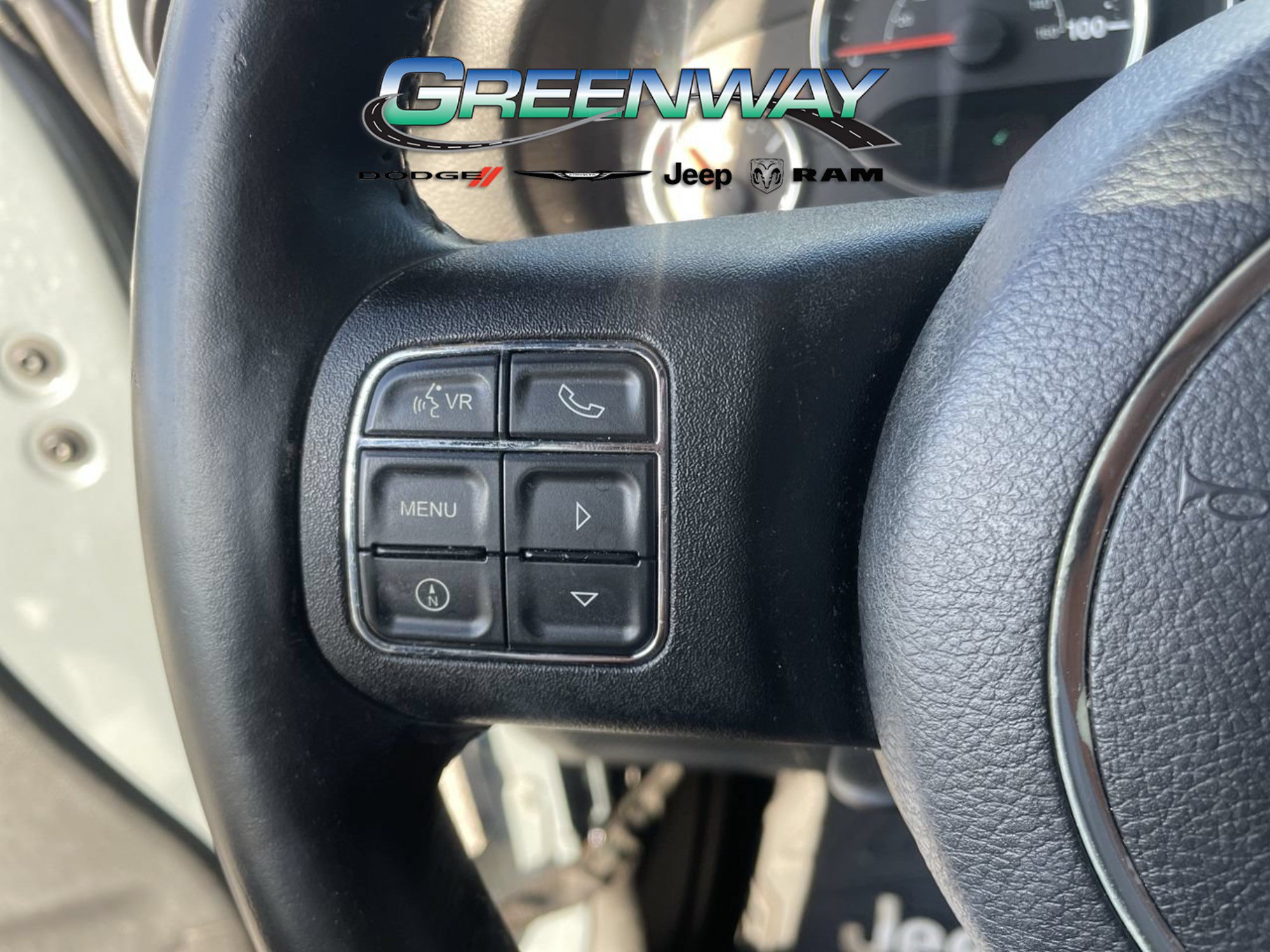 Used 2015 Jeep Wrangler Unlimited Sahara AWD/4WD image 27
