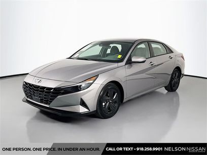 Used 2022 Hyundai Elantra SEL w/ Convenience Package
