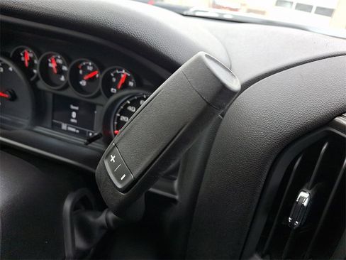 Used 2023 Chevrolet Silverado 2500 Custom w/ Custom Convenience Package image 14