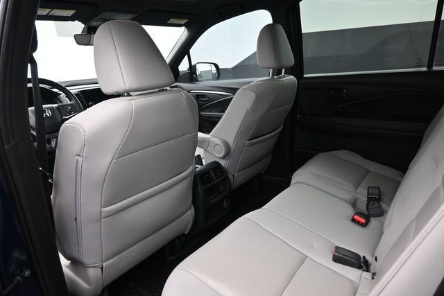 Certified 2023 Honda Passport EX-L image 2