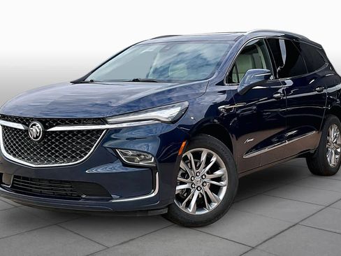 Used 2023 Buick Enclave Avenir w/ Avenir Technology Package AWD/4WD image 2