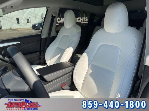 Used 2023 Tesla Model Y Long Range image 27