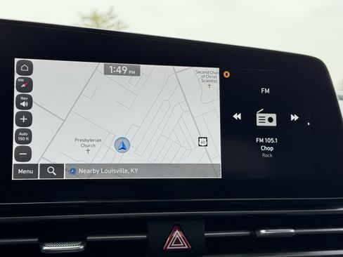 Used 2023 Hyundai Elantra SEL w/ Convenience Package image 10