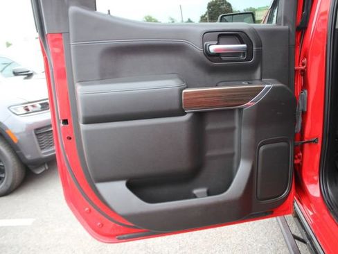 Used 2019 Chevrolet Silverado 1500 RST AWD/4WD image 22