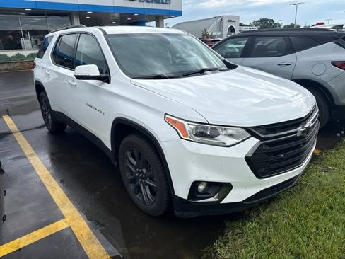 Used 2019 Chevrolet Traverse RS w/ LPO, Floor Liner Package AWD/4WD image 1