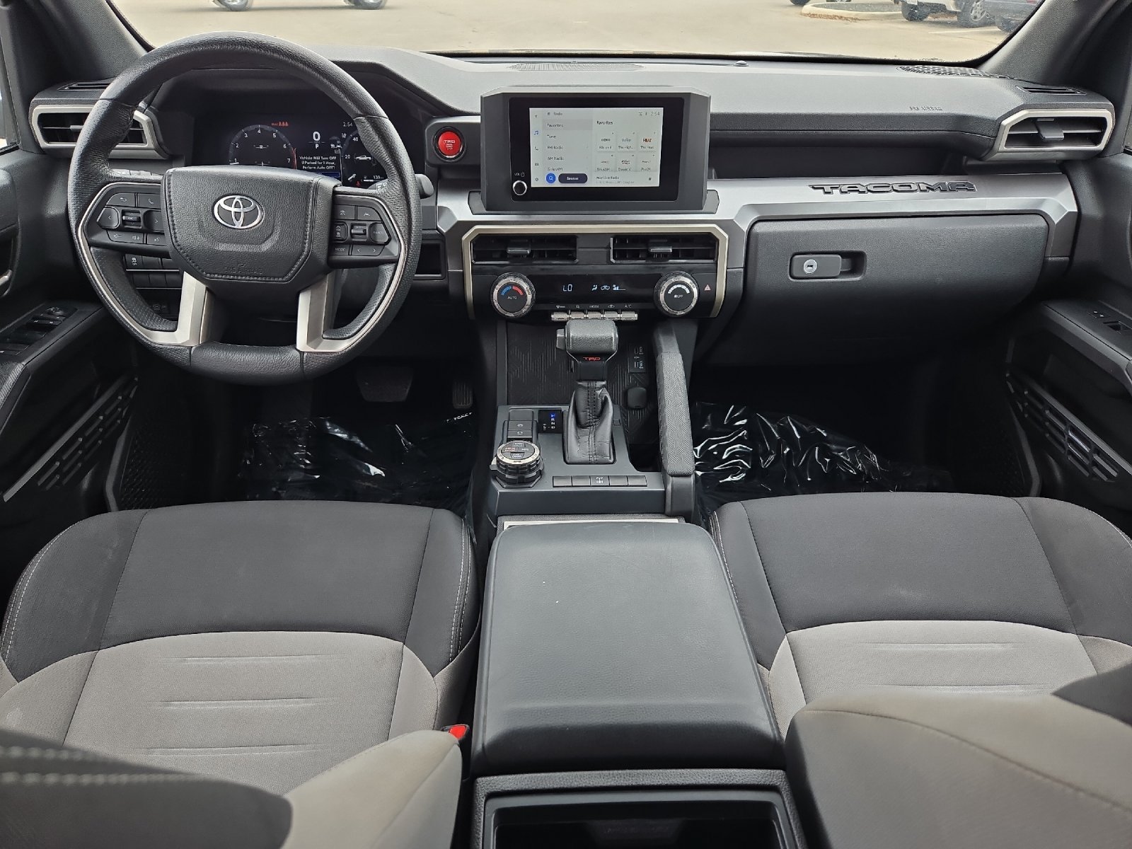 Certified 2025 Toyota Tacoma TRD Off-Road AWD/4WD image 12
